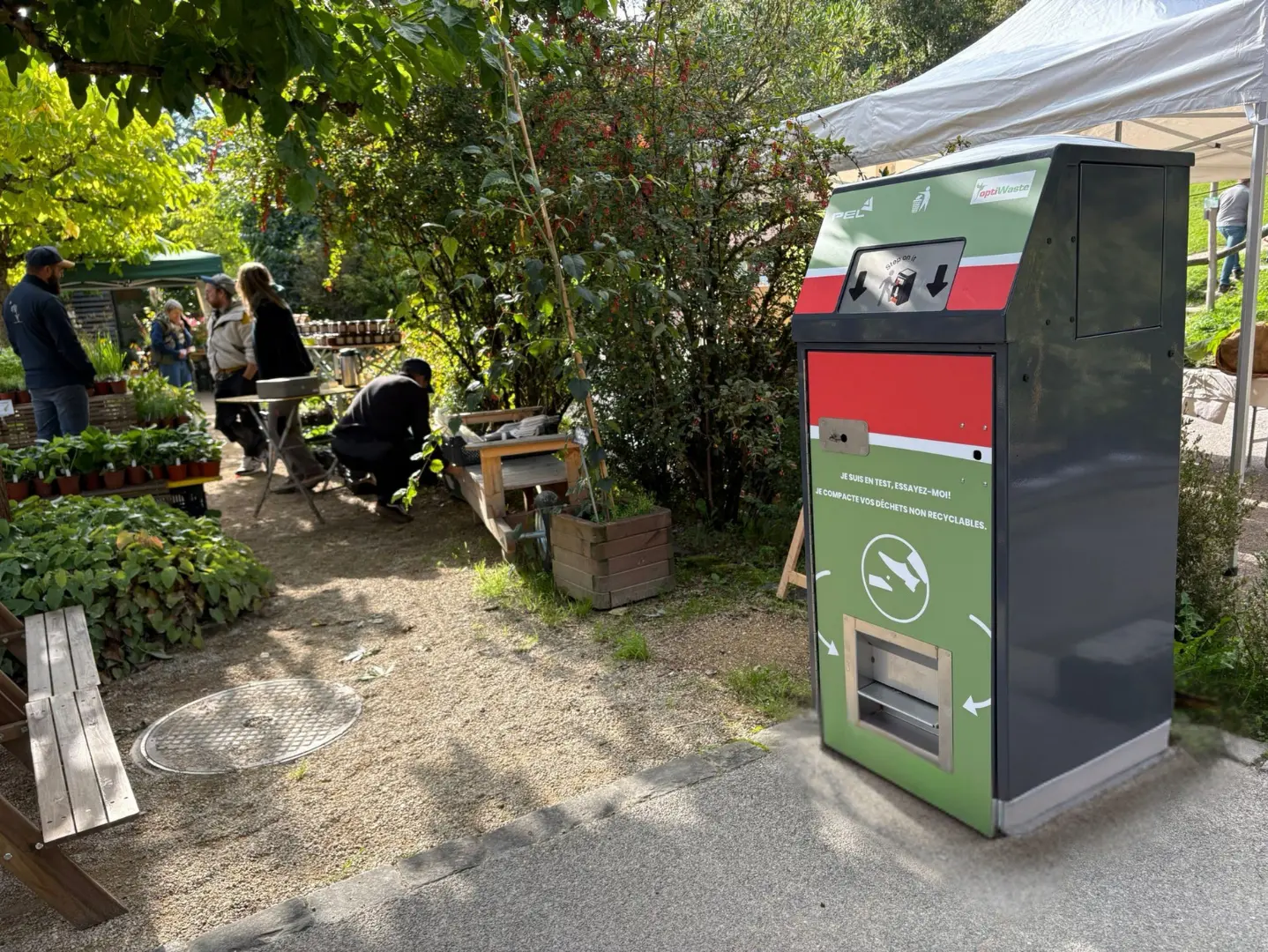 OptiPress Solar-Britebin